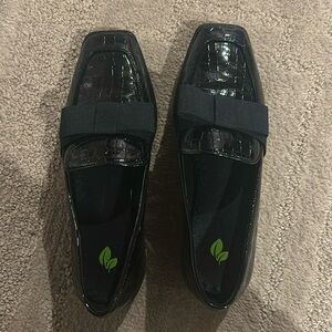 ALDO Classy Black Leather Loafers - Size: 7.5 - Worn ONCE